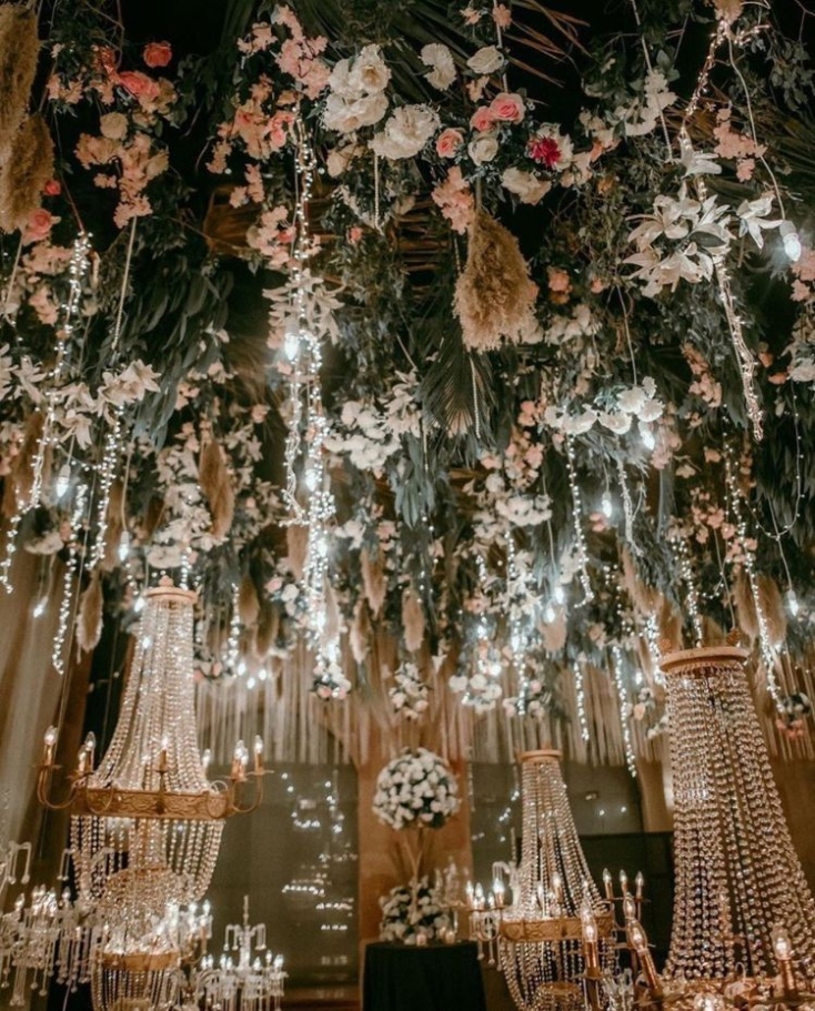 + Cocktail Night Decor Ideas That Will Be Trending in  Weddings