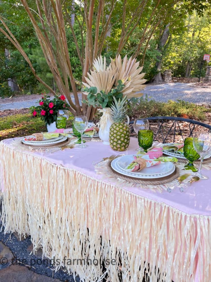 Luau Party Table Decor Ideas To Wow Your Guests